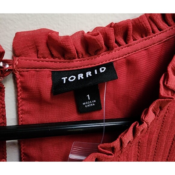 NWT Torrid Burnt Orange Chiffon Smocked Pintuck Flutter Top Size 1 (14/16) - Picture 8 of 9